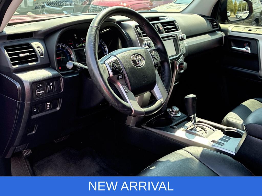 Thumbnail: 2017 Toyota 4Runner - 2