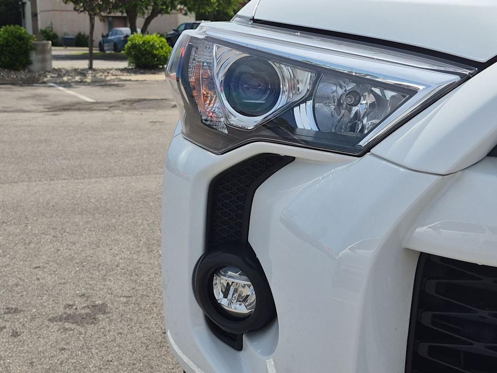 Thumbnail: 2023 Toyota 4Runner - 24