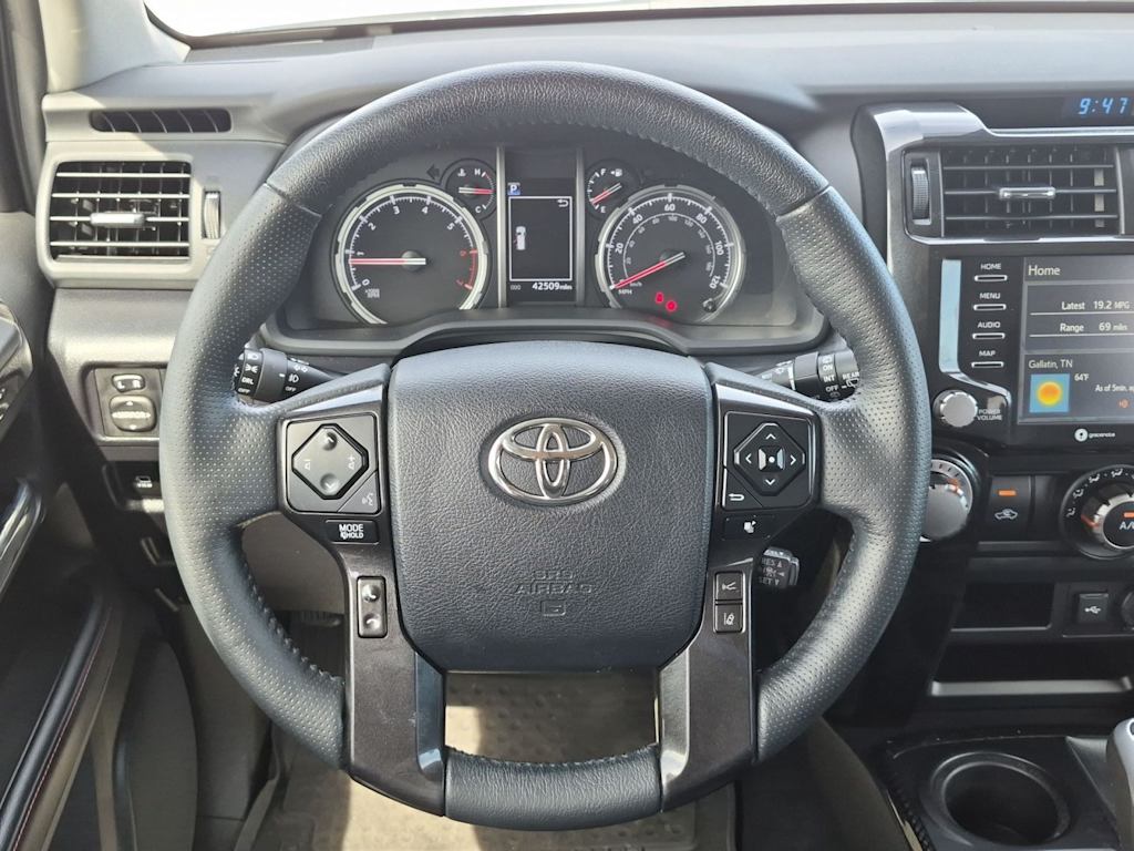 Thumbnail: 2023 Toyota 4Runner - 14