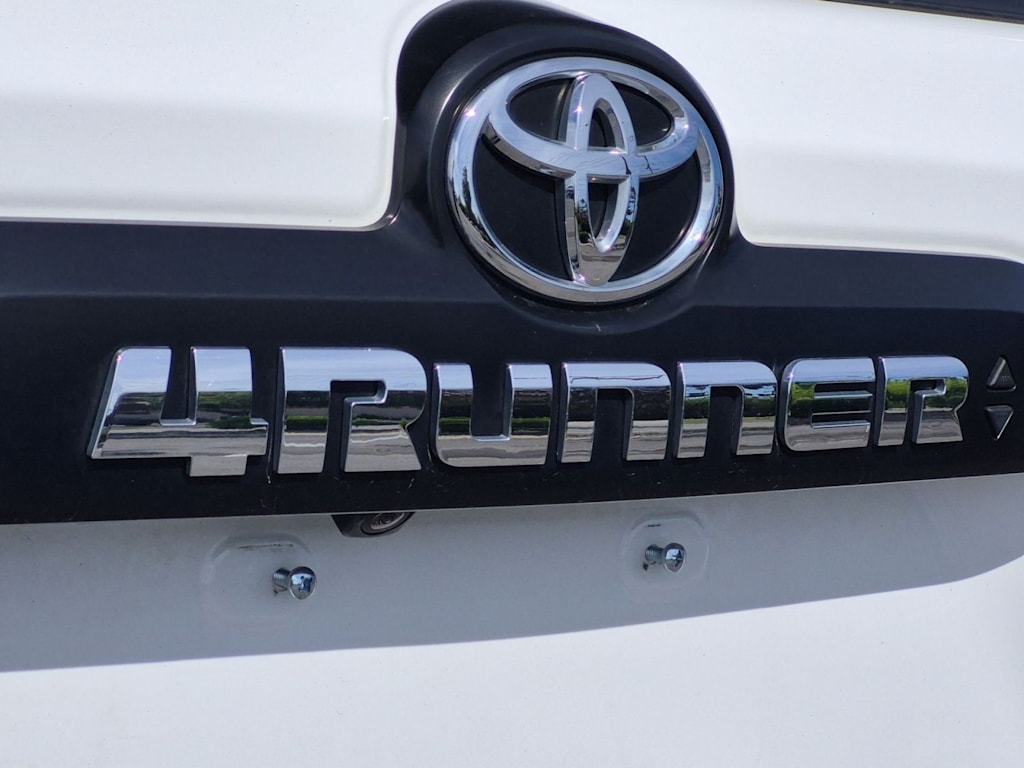 Thumbnail: 2023 Toyota 4Runner - 7