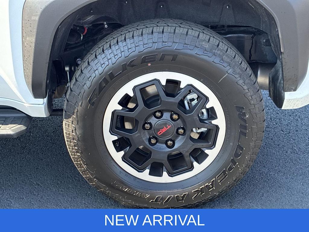 Thumbnail: 2026 Toyota 4Runner - 25