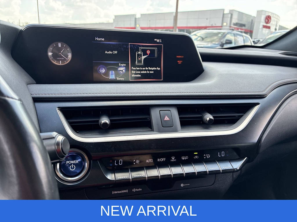 Thumbnail: 2020 Lexus UX - 15