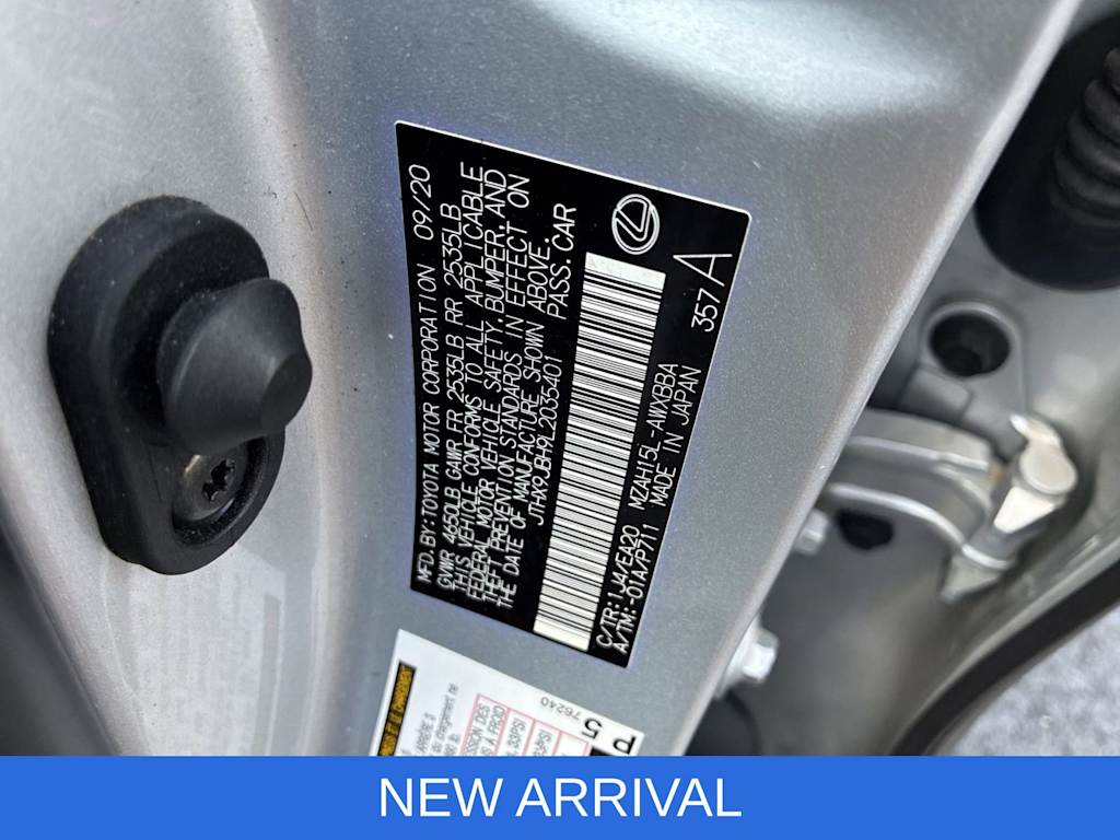 Thumbnail: 2020 Lexus UX - 19