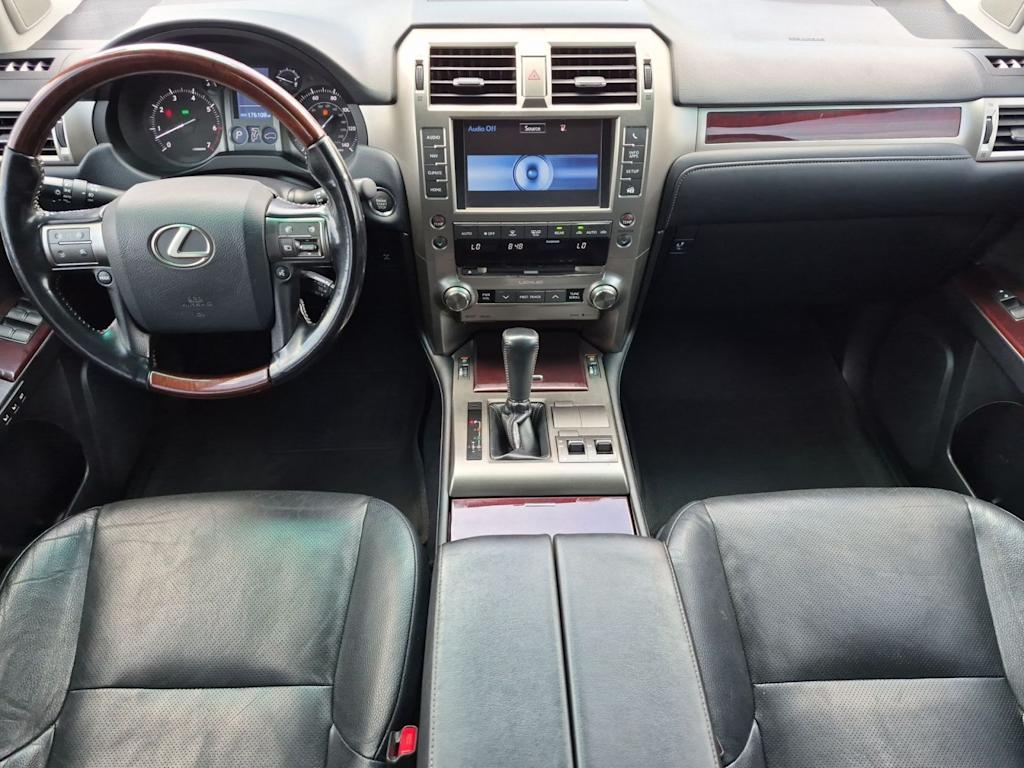 Thumbnail: 2016 Lexus GX - 10