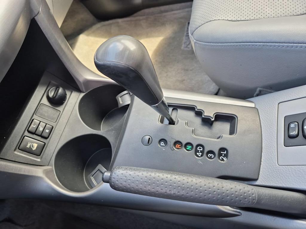 Thumbnail: 2008 Toyota RAV4 - 13