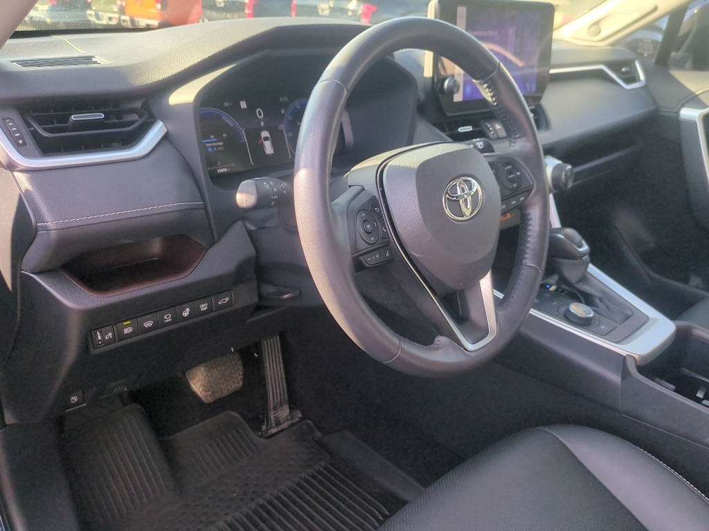 Thumbnail: 2024 Toyota RAV4 - 2