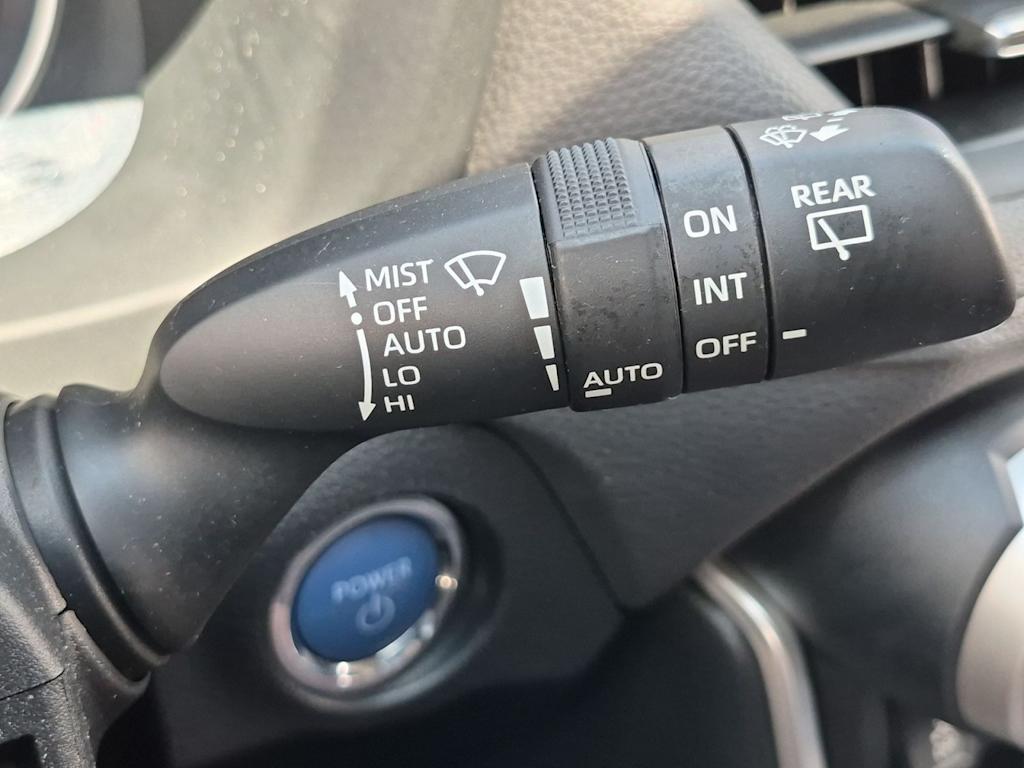 Thumbnail: 2020 Toyota RAV4 - 33