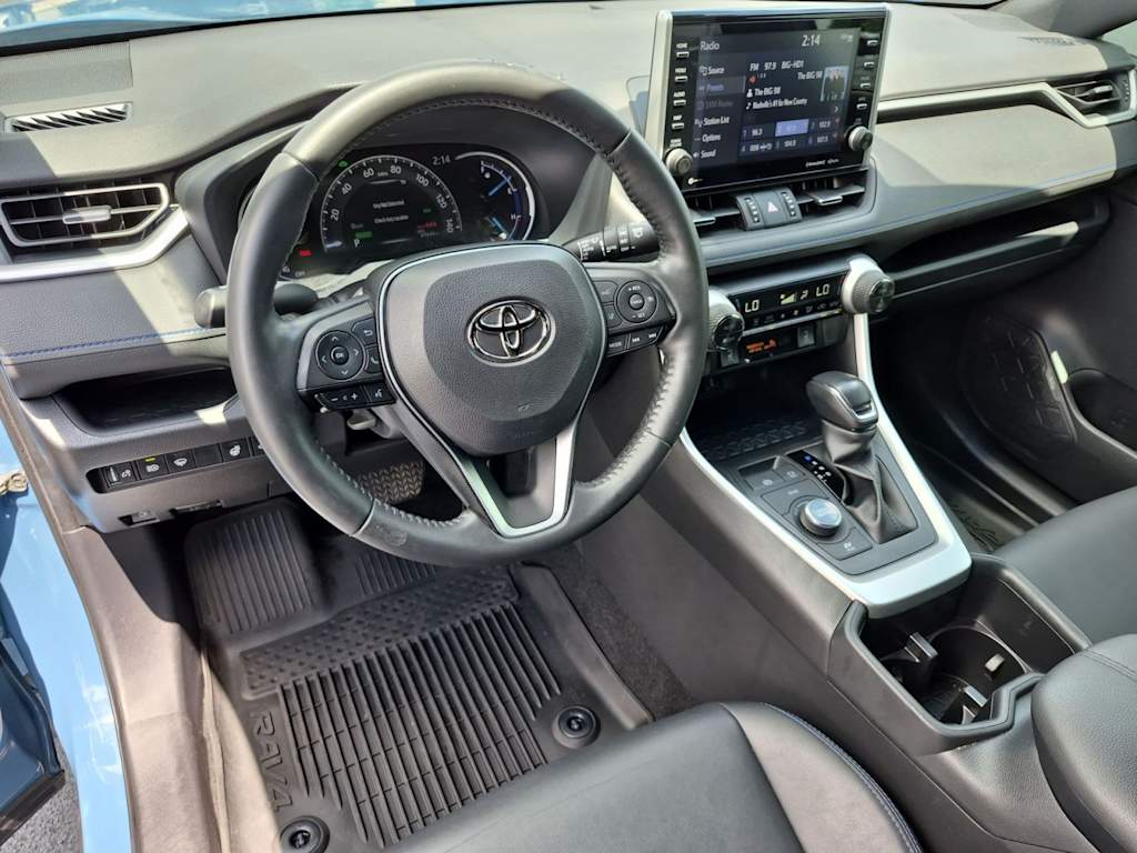 Thumbnail: 2022 Toyota RAV4 - 2