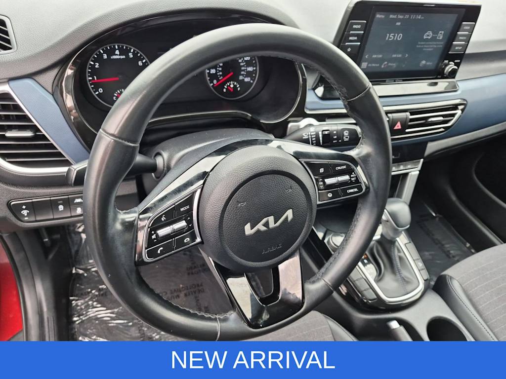 Thumbnail: 2023 Kia Seltos - 2