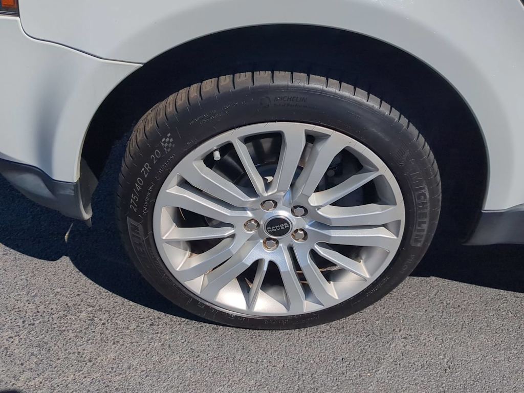 Thumbnail: 2012 Land Rover Range Rover Sport - 8
