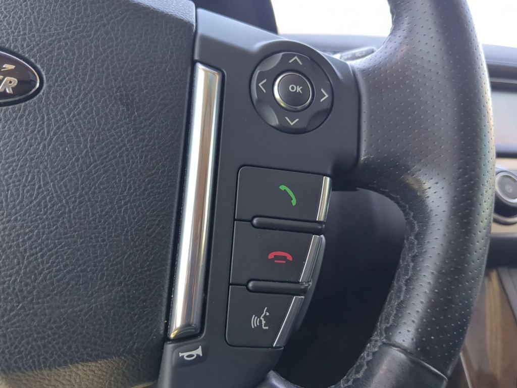 Thumbnail: 2012 Land Rover Range Rover Sport - 35