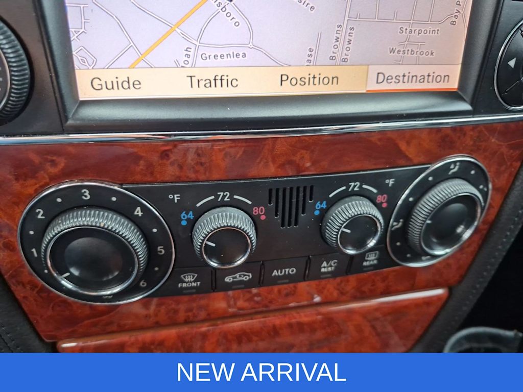 Thumbnail: 2011 Mercedes-Benz G-Class - 22