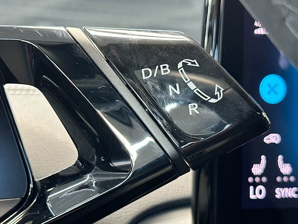 Thumbnail: 2023 Volkswagen ID.4 - 16