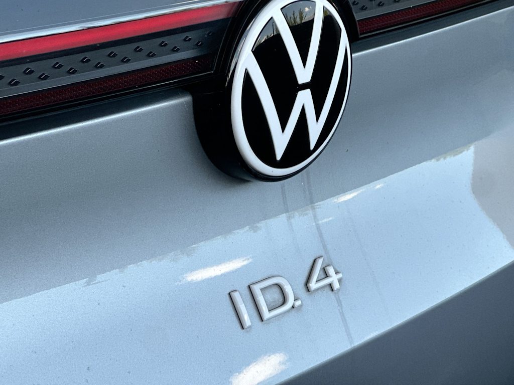 Thumbnail: 2023 Volkswagen ID.4 - 7