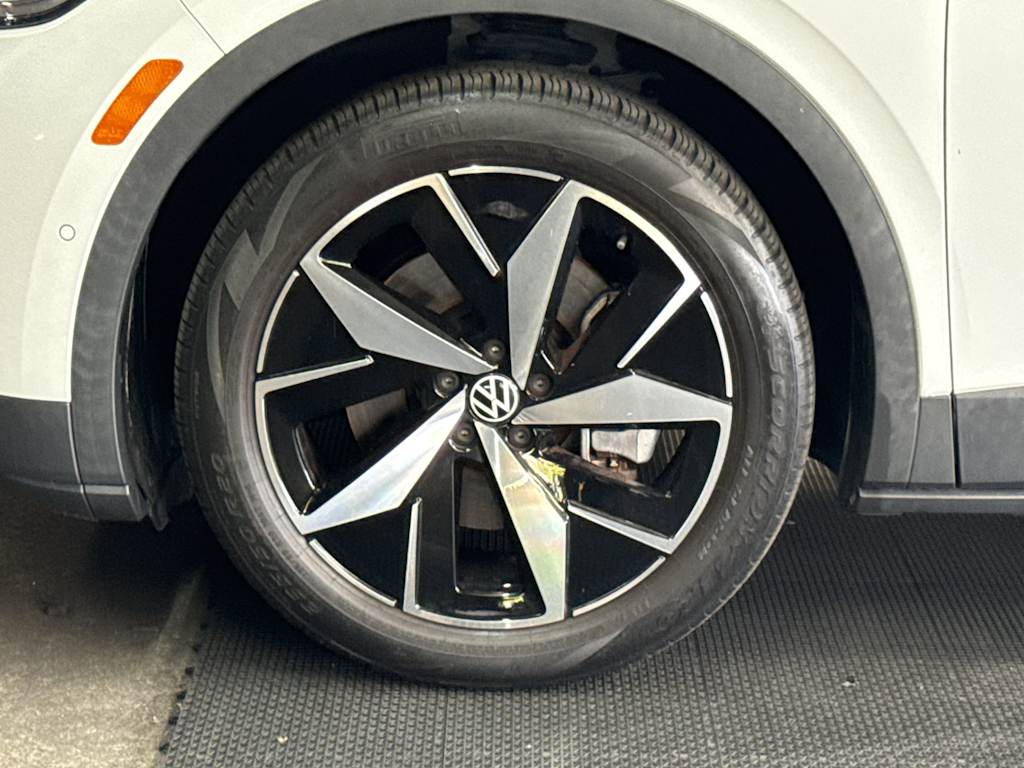 Thumbnail: 2023 Volkswagen ID.4 - 8