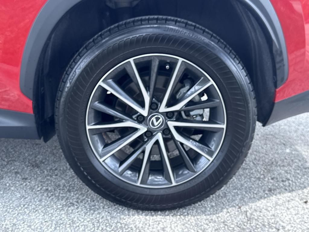Thumbnail: 2024 Lexus ES - 7
