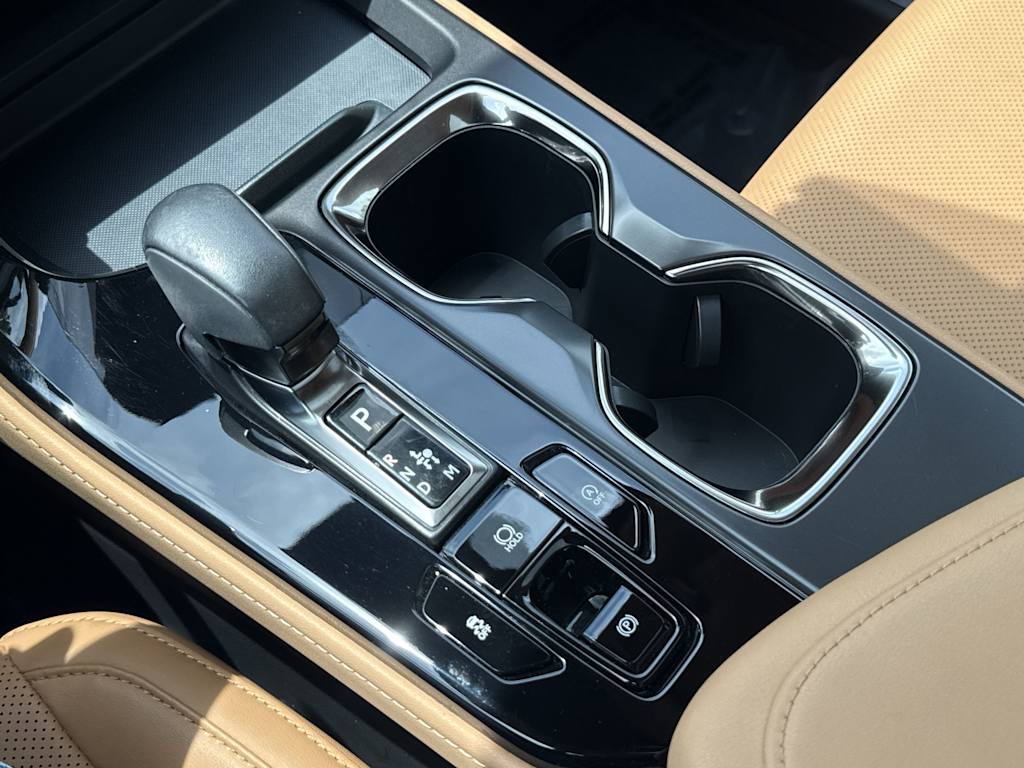 Thumbnail: 2024 Lexus ES - 15