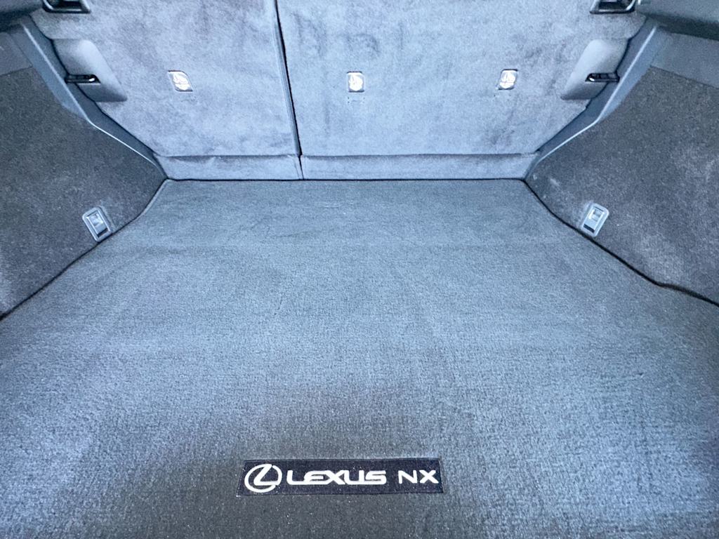 Thumbnail: 2024 Lexus ES - 26