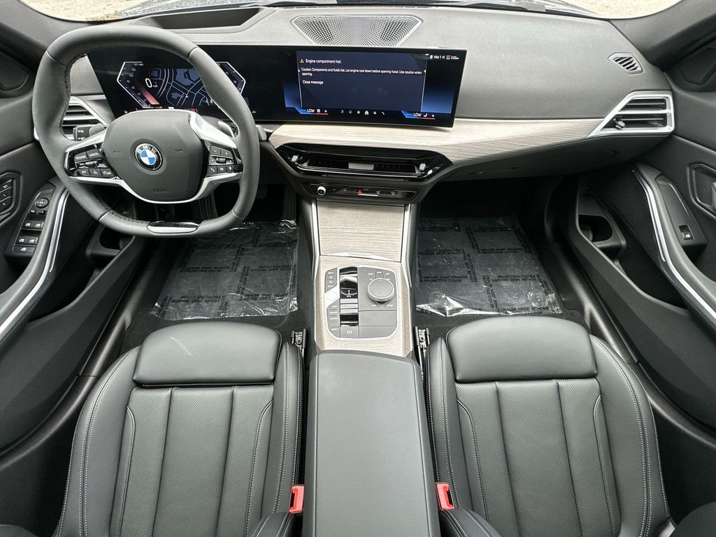 Thumbnail: 2025 BMW 3 Series - 14