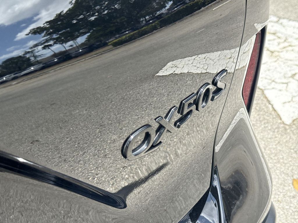 Thumbnail: 2025 INFINITI QX50 - 7