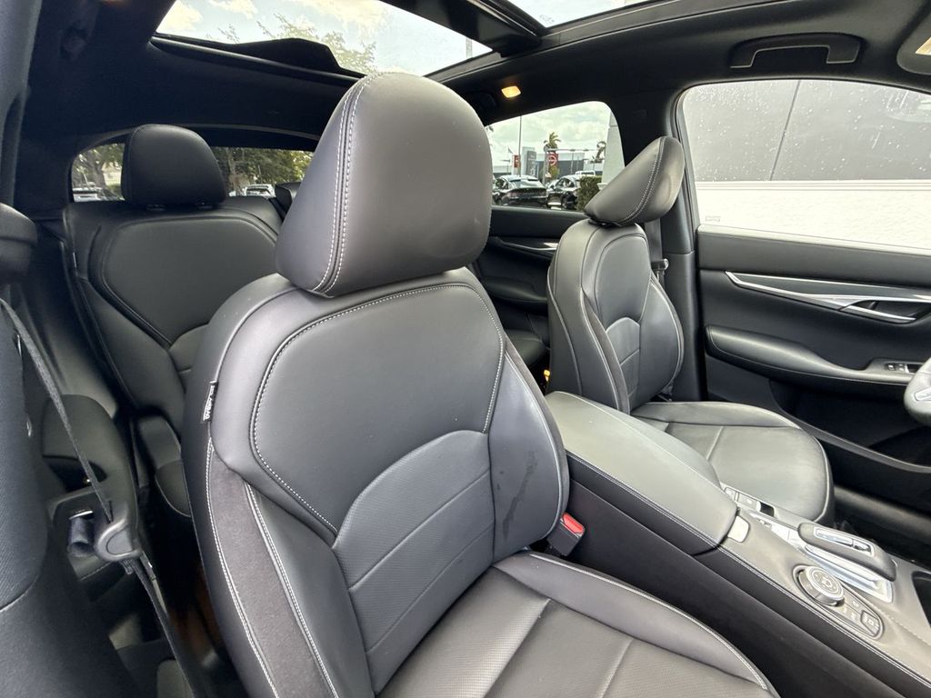 Thumbnail: 2025 INFINITI QX50 - 12