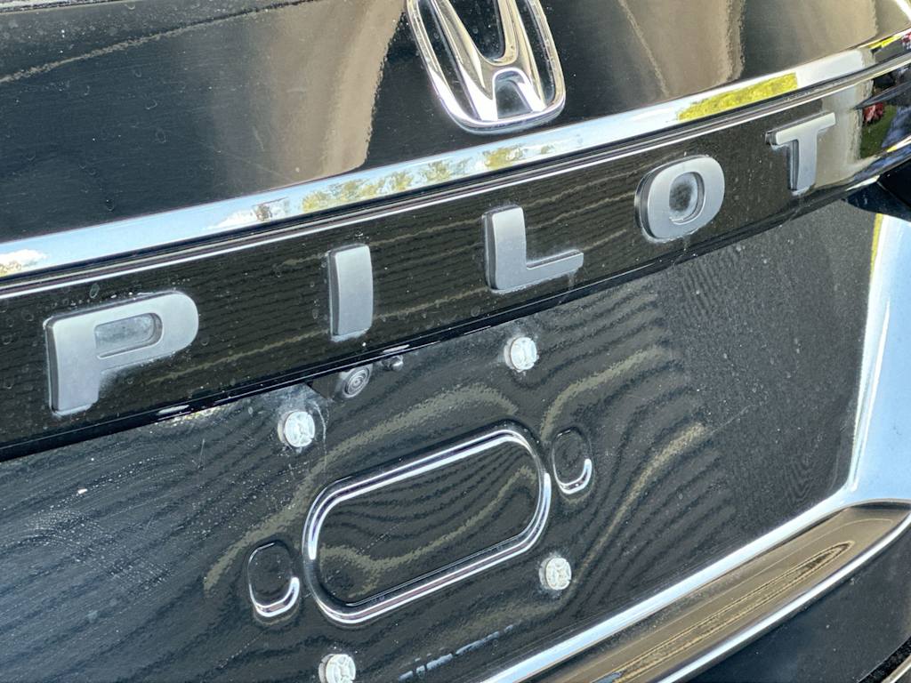 Thumbnail: 2023 Honda Pilot - 23