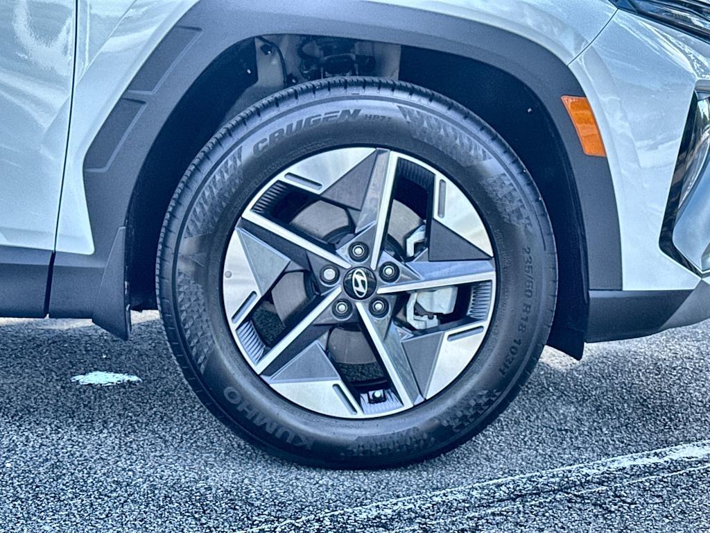 Thumbnail: 2026 Hyundai Tucson - 8