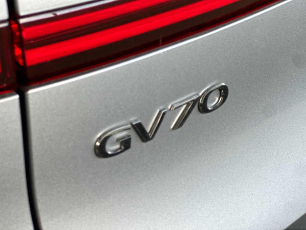 Thumbnail: 2026 Genesis GV70 - 7