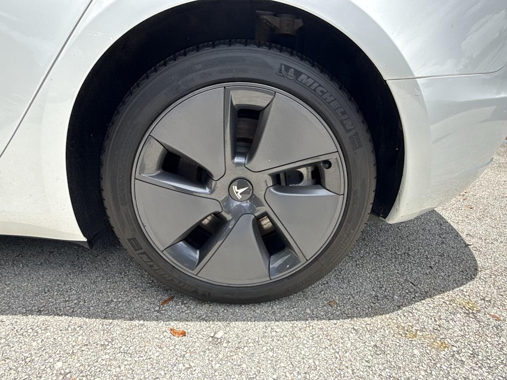 Thumbnail: 2023 Tesla Model 3 - 8