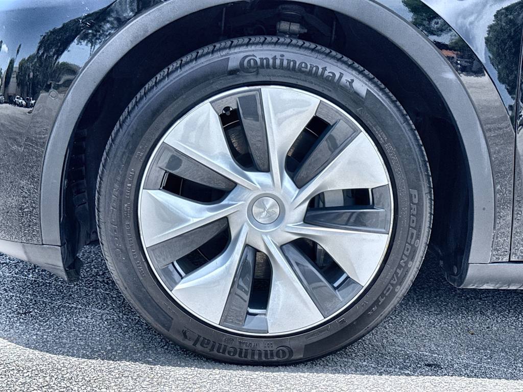 Thumbnail: 2021 Tesla Model Y - 8