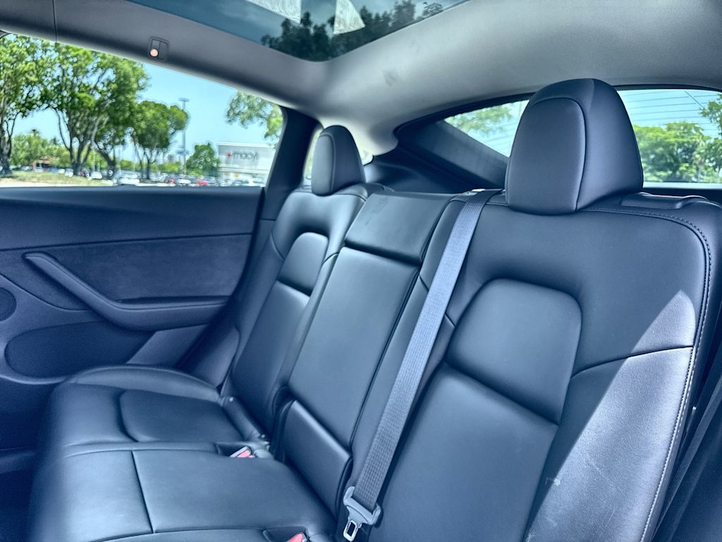 Thumbnail: 2021 Tesla Model Y - 12