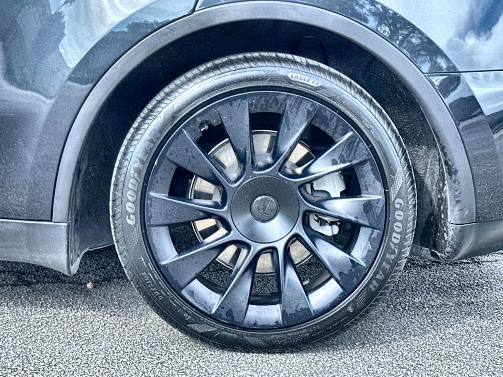 Thumbnail: 2024 Tesla Model Y - 8