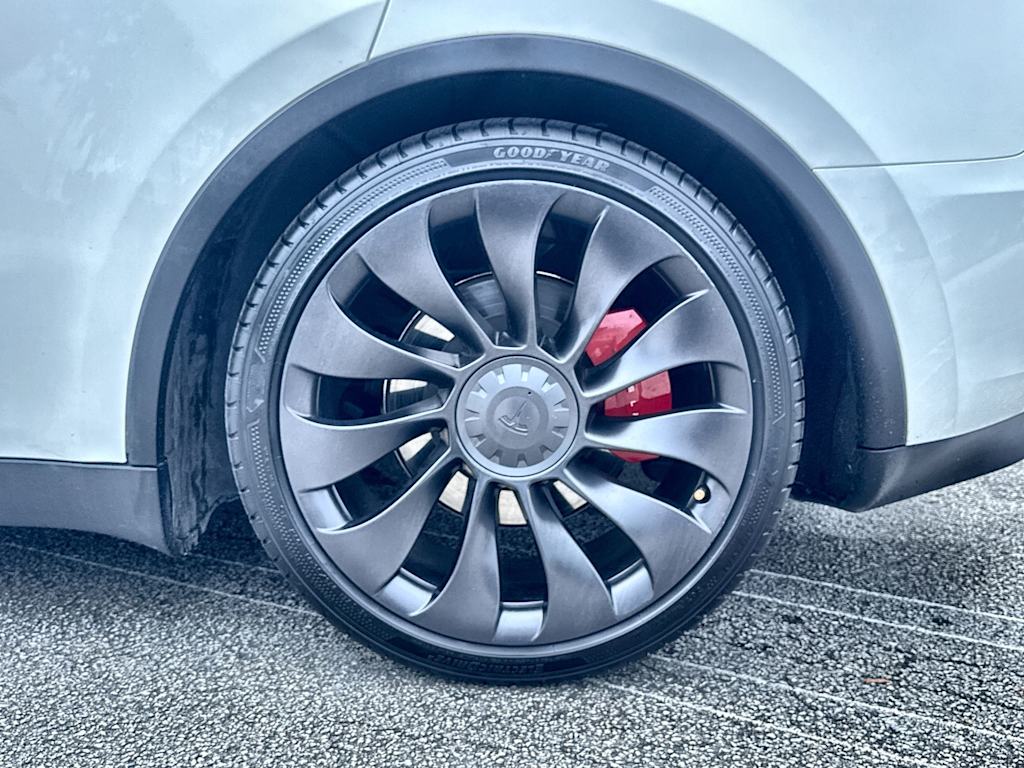 Thumbnail: 2023 Tesla Model Y - 7