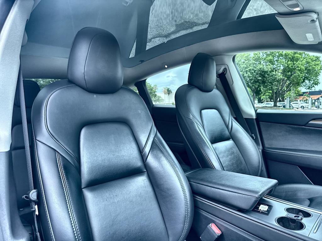 Thumbnail: 2023 Tesla Model Y - 28
