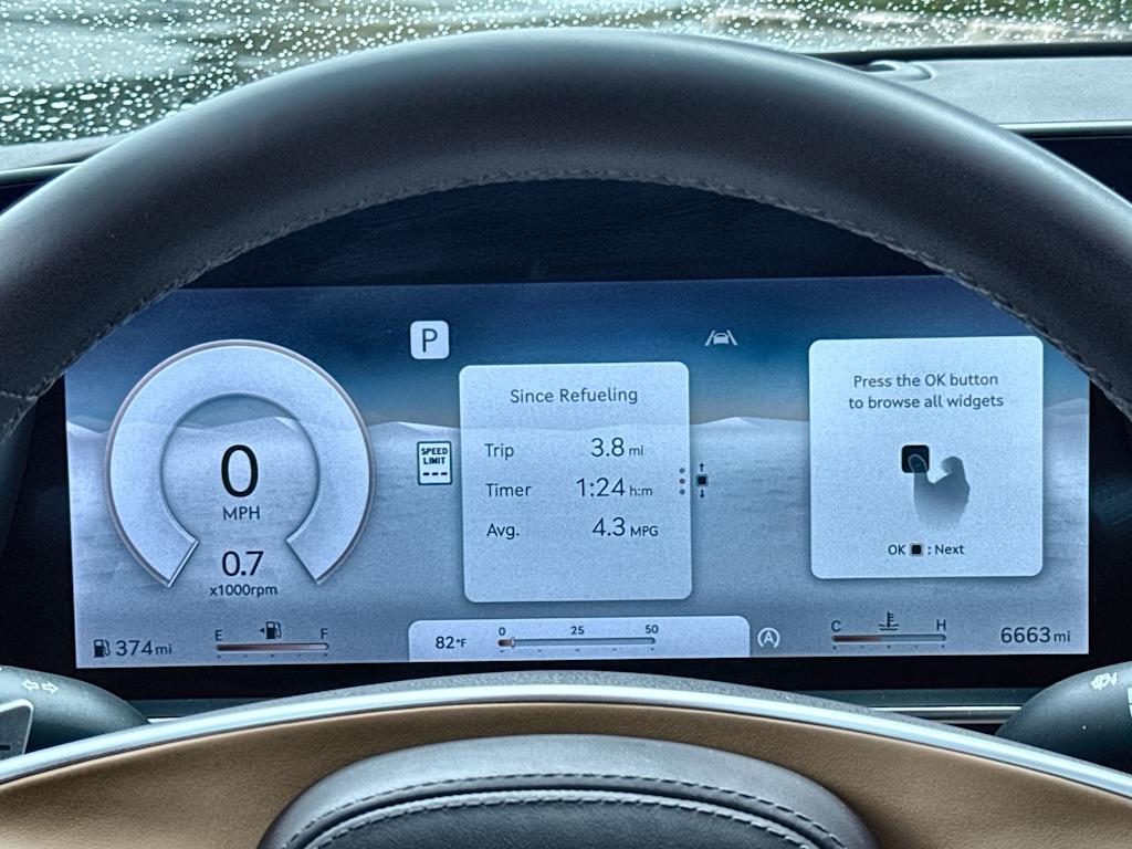 Thumbnail: 2025 Genesis G90 - 15