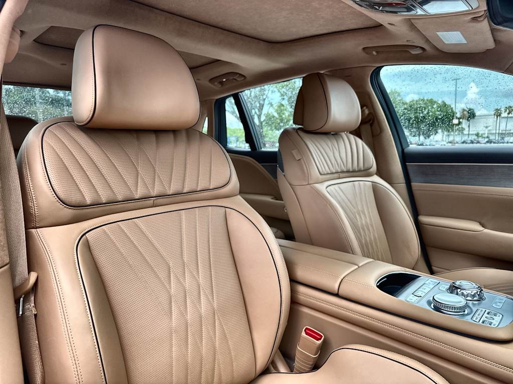 Thumbnail: 2025 Genesis G90 - 29