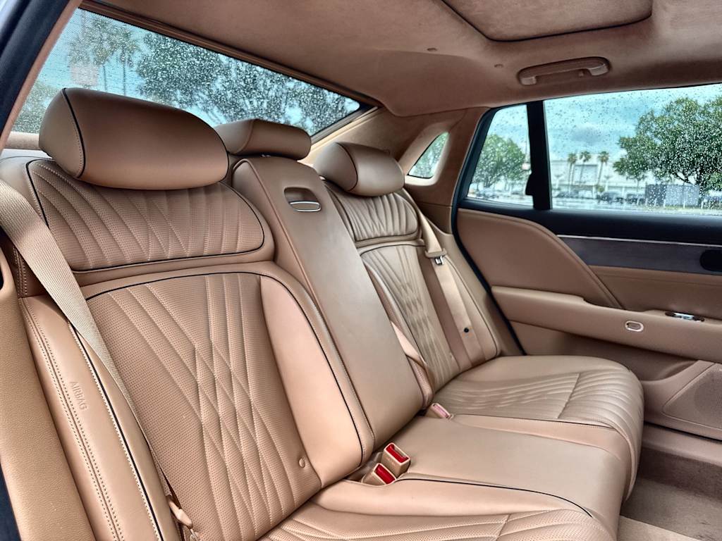 Thumbnail: 2025 Genesis G90 - 28