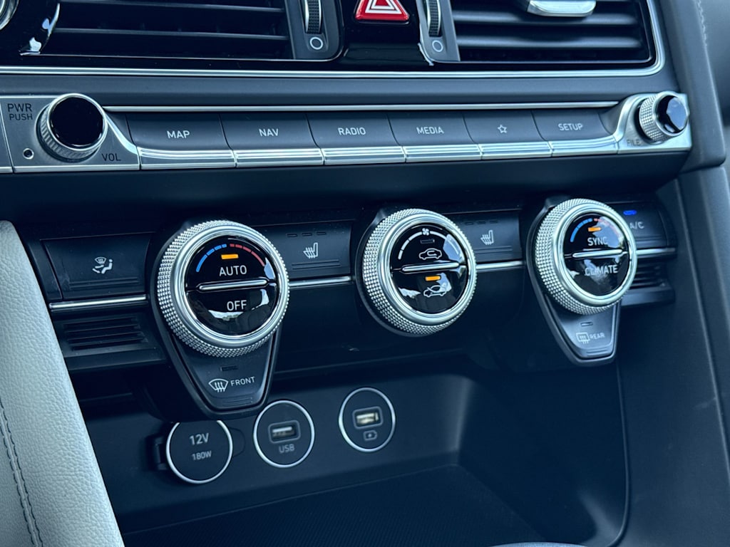 Thumbnail: 2023 Genesis G70 - 27