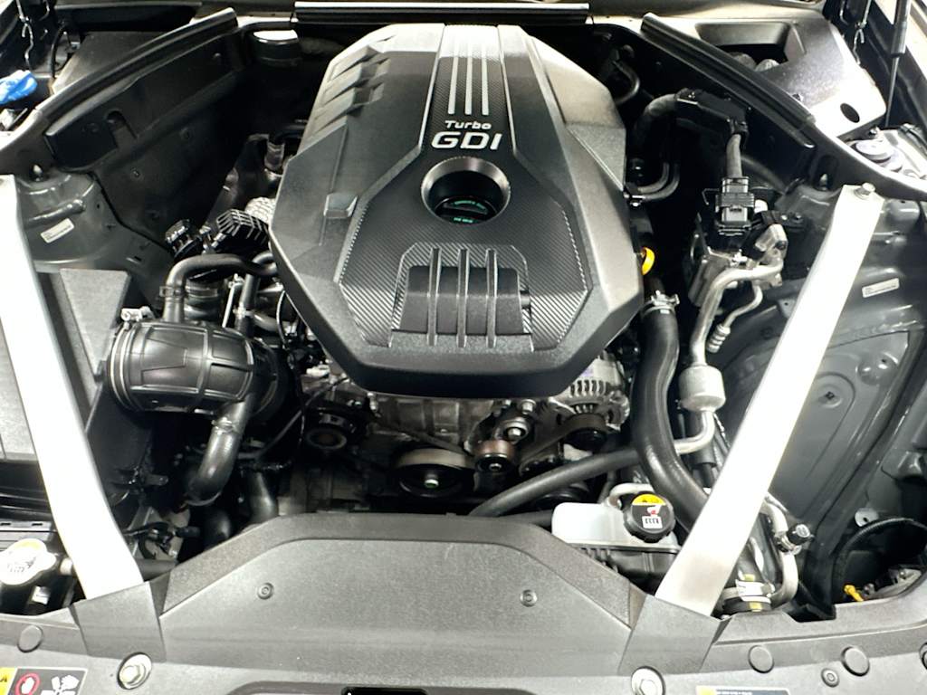 Thumbnail: 2023 Genesis G70 - 8