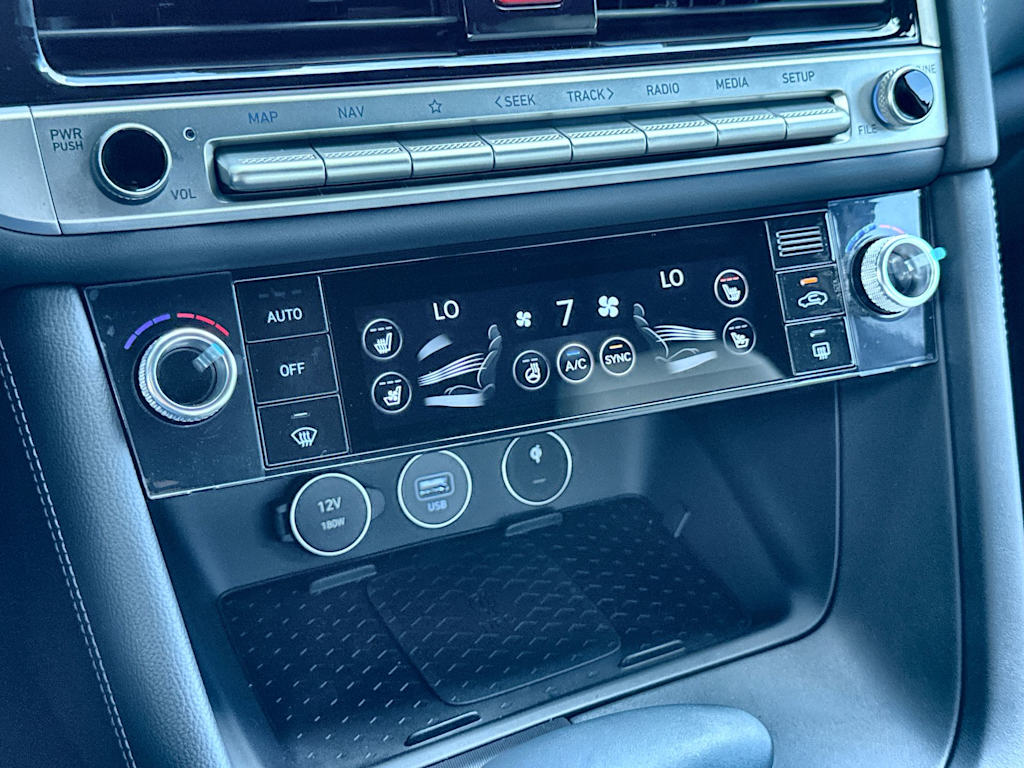 Thumbnail: 2026 Genesis G70 - 27