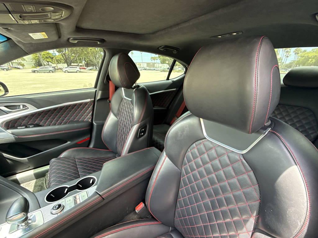 Thumbnail: 2023 Genesis G70 - 26