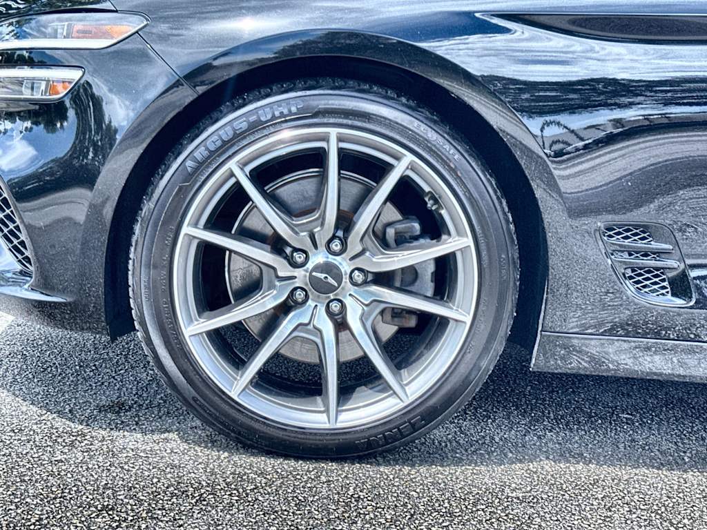 Thumbnail: 2023 Genesis G70 - 6