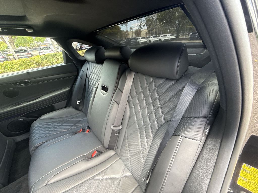 Thumbnail: 2026 Genesis G80 - 12