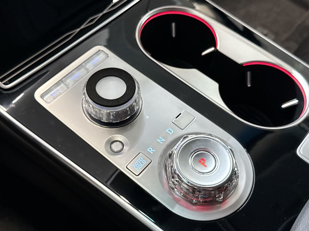Thumbnail: 2026 Genesis GV80 - 26