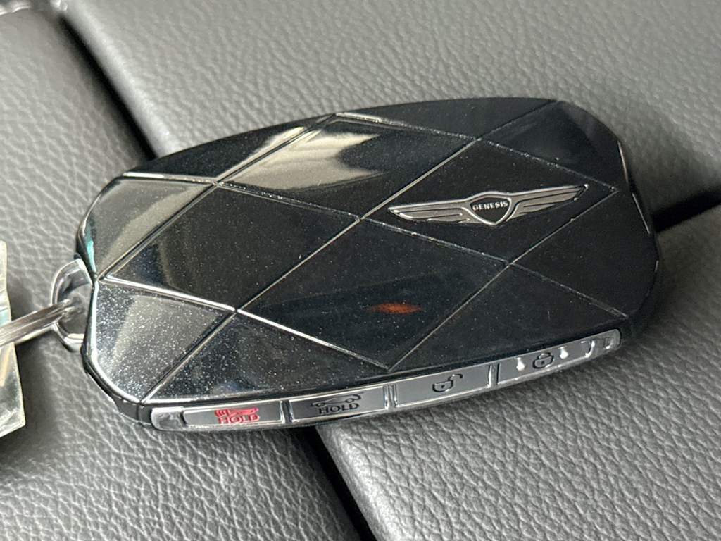 Thumbnail: 2026 Genesis GV80 - 16