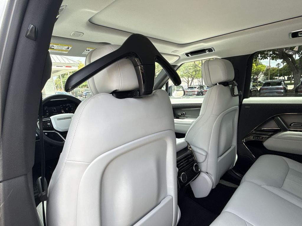 Thumbnail: 2024 Land Rover Range Rover Sport - 28