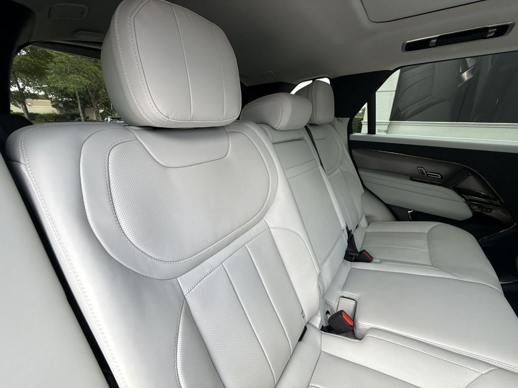Thumbnail: 2024 Land Rover Range Rover Sport - 11