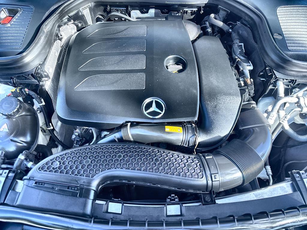Thumbnail: 2023 Mercedes-Benz GLC - 9