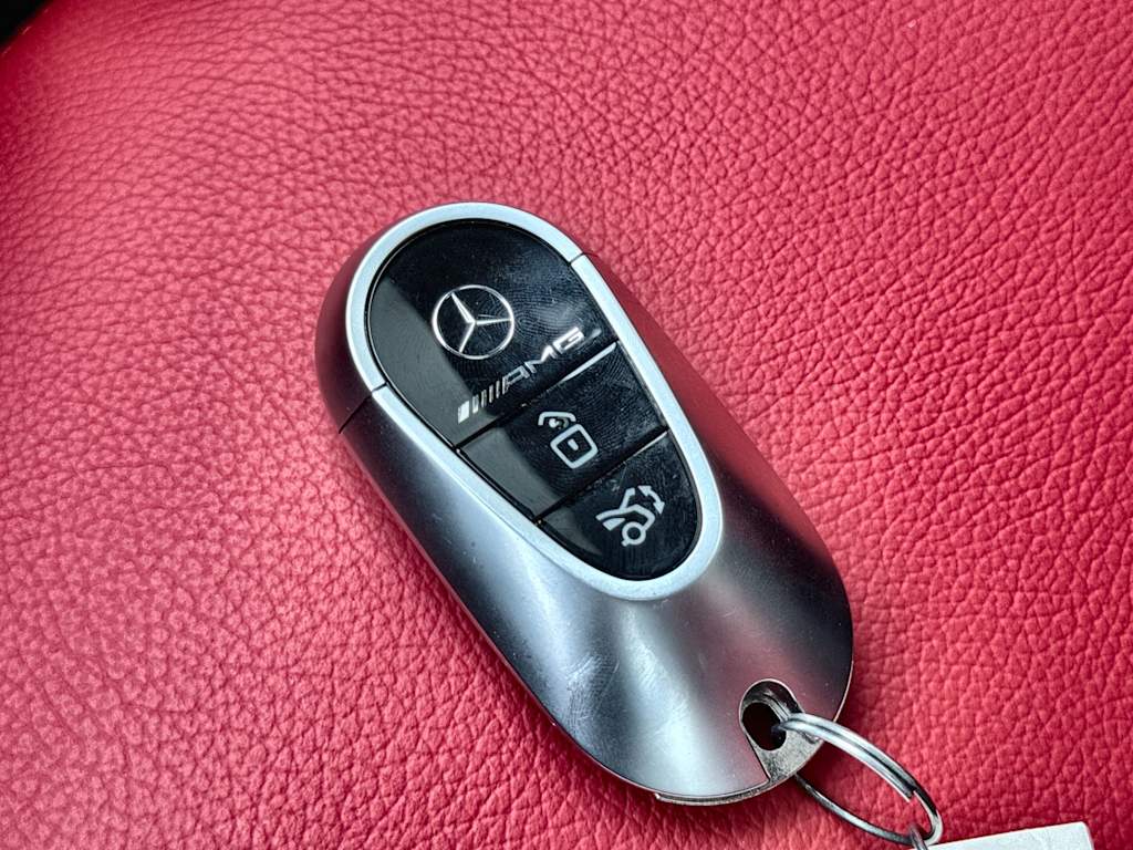 Thumbnail: 2024 Mercedes-Benz GLC - 19