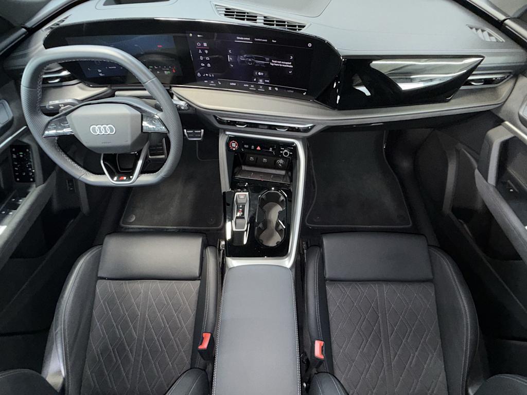 Thumbnail: 2025 Audi SQ5 - 14